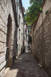 Gasse in der Altstadt von Kotor