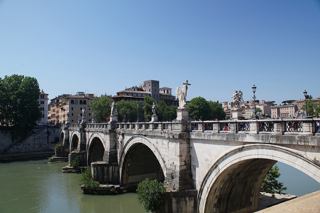 die Engelsbrücke in Rom