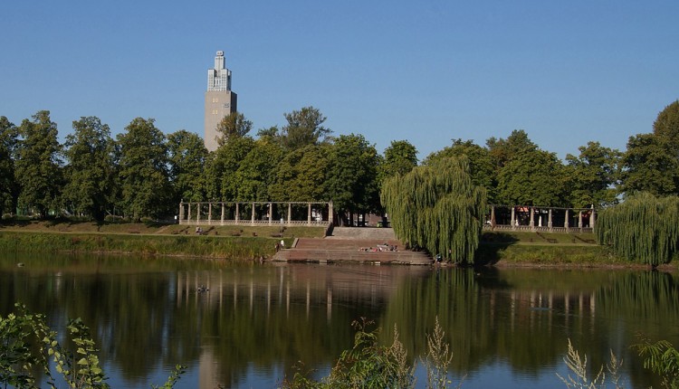 der Albinmüllerturm befindet sich gleich in der Nähe der Seeterrassen