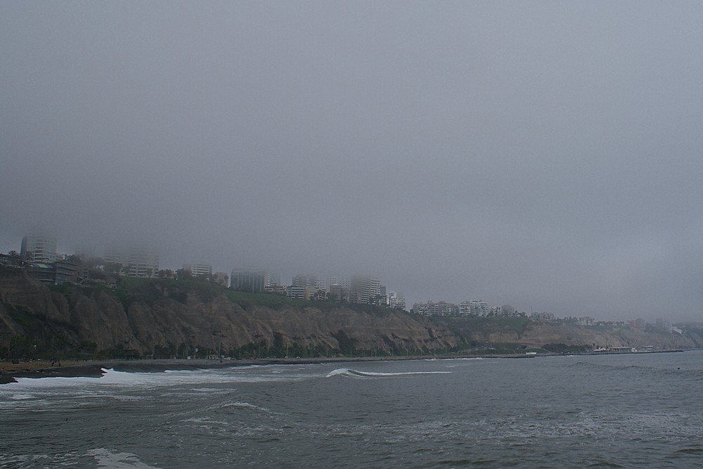 Lima Peru Stadt im Nebel