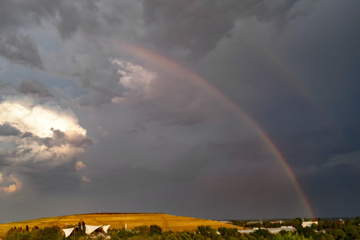 Blutmond totale Mondfinsternis Magdeburg Regenbogen