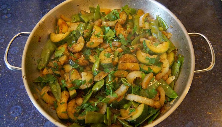 Mediterrane Zucchini – Fenchel Gemüsepfanne | SilverTravellers