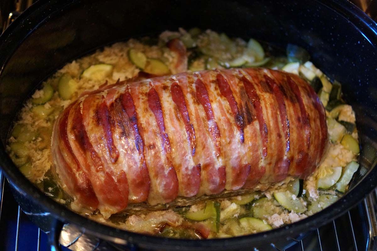 Hackbraten im Backofen Speckmantel