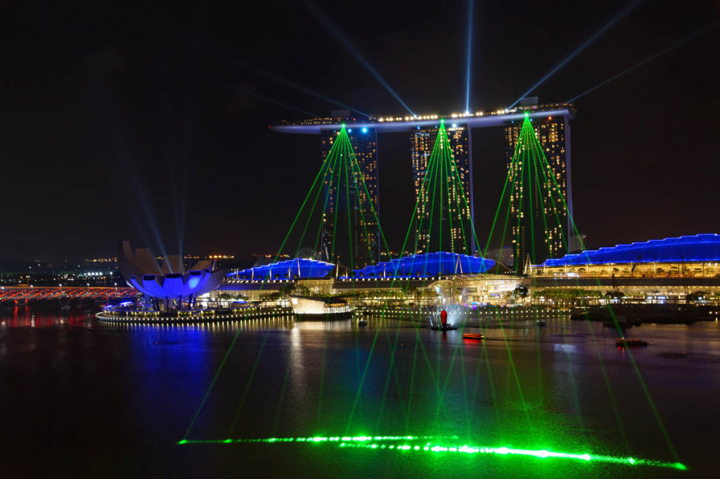 Ausblick Rooftop Bar Fullerton Hotel Singapore