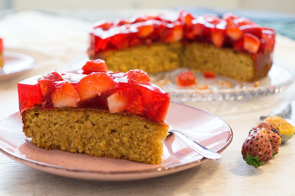 spanischer Mandelkuchen Erdbeertorte