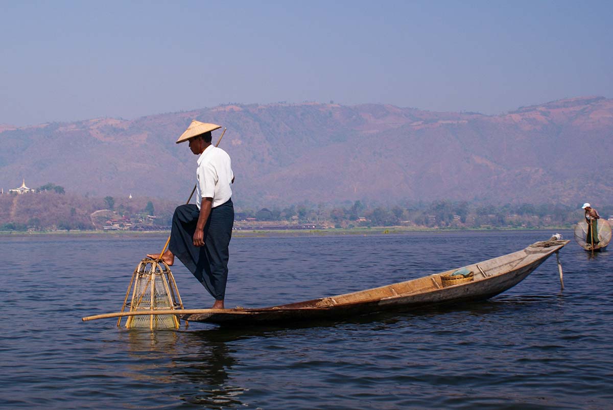 Myanmar Inle See Einbeinruderer