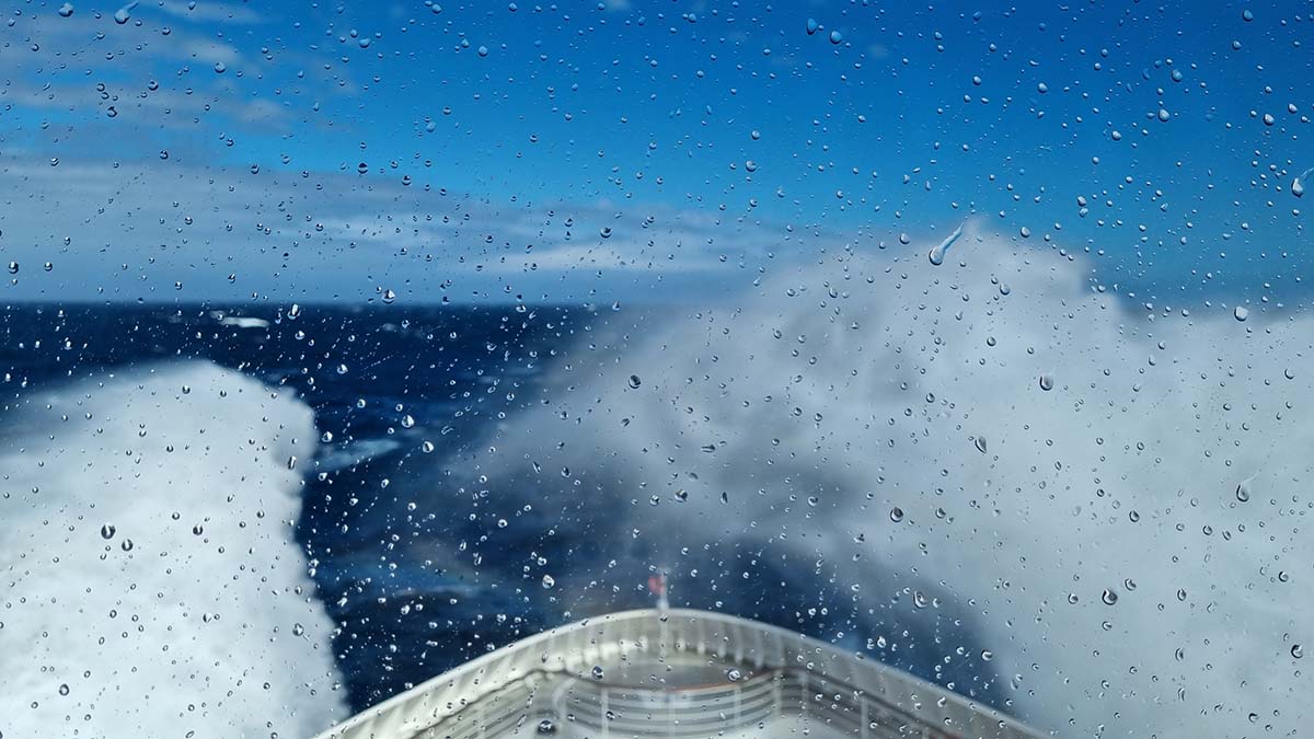 Antarktis Kreuzfahrt Sturm auf See